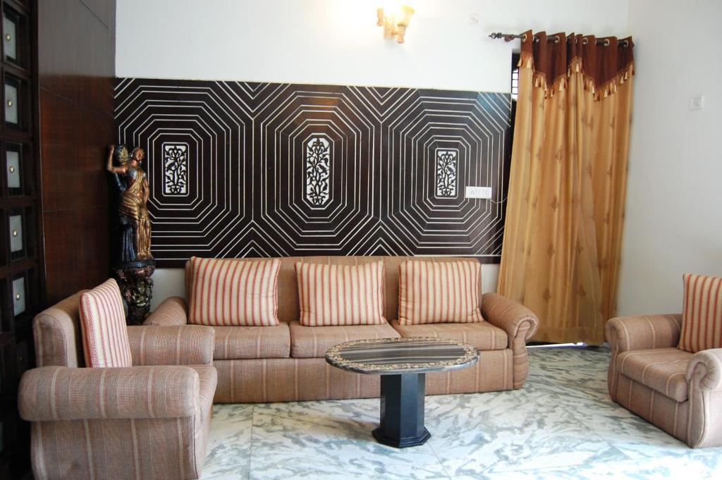 Sai Home Stay Bed & Breakfast- Near Tajmahal Агра Экстерьер фото