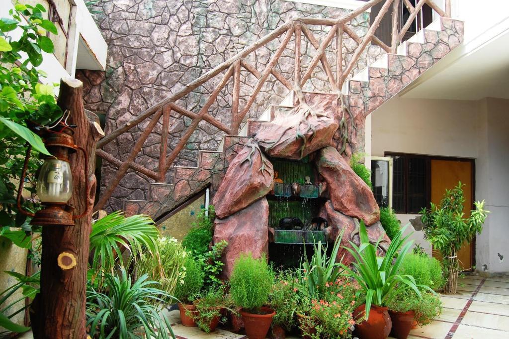 Sai Home Stay Bed & Breakfast- Near Tajmahal Агра Экстерьер фото
